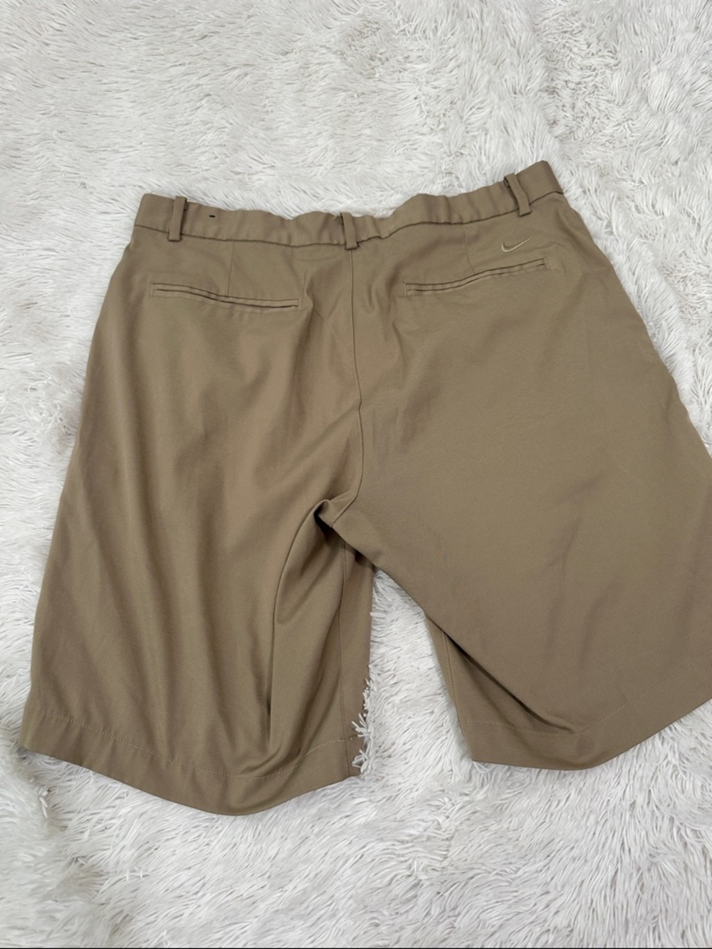 🔎 Nike Dri-Fit Shorts - Picture 2 of 3